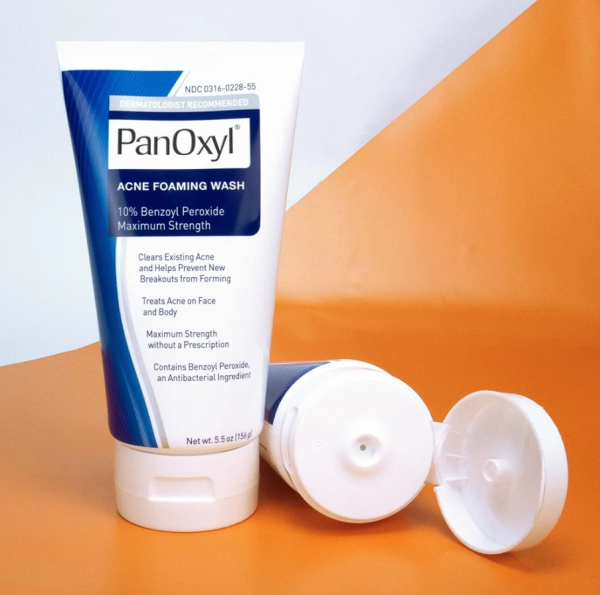PanOxyl® putojantis prausiklis nuo aknės - benzoilo peroksidas 10 %